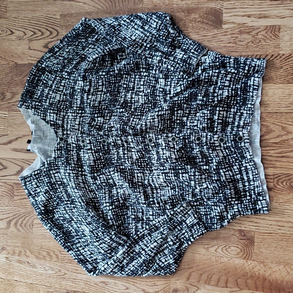 (M) DALIA Geometric Print Classic Cardigan Dorm Ready Collegiate Cozy